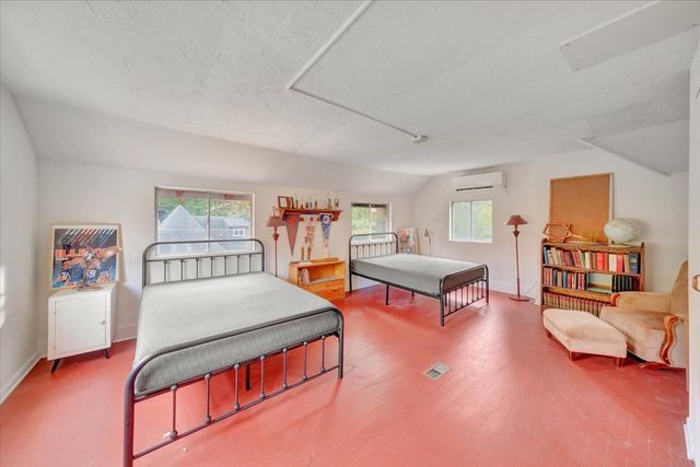 801 W Oregon Street, Urbana, IL 61801