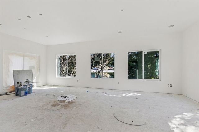 802 SW 132nd Street, Burien, WA 98146