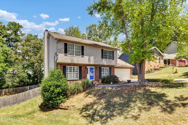1517 Randall Park Drive, Knoxville, TN 37922