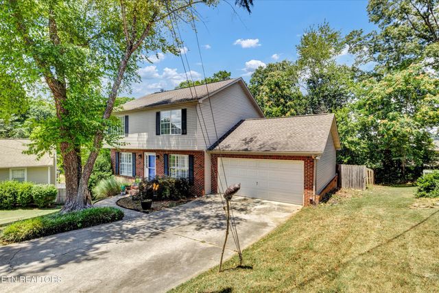 1517 Randall Park Drive, Knoxville, TN 37922