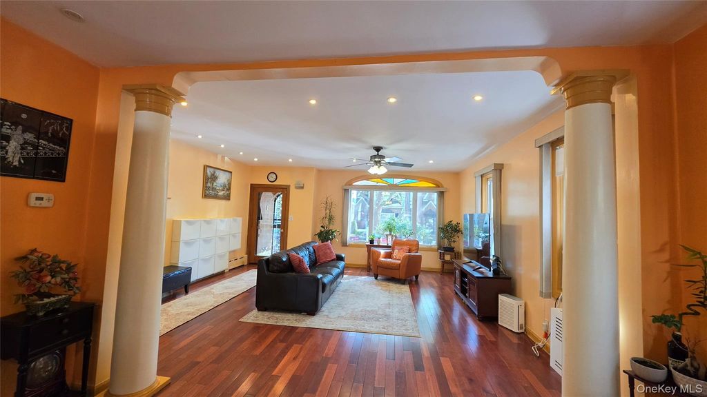 63-28 82nd Place, Middle Village, NY 11379 — photo 2