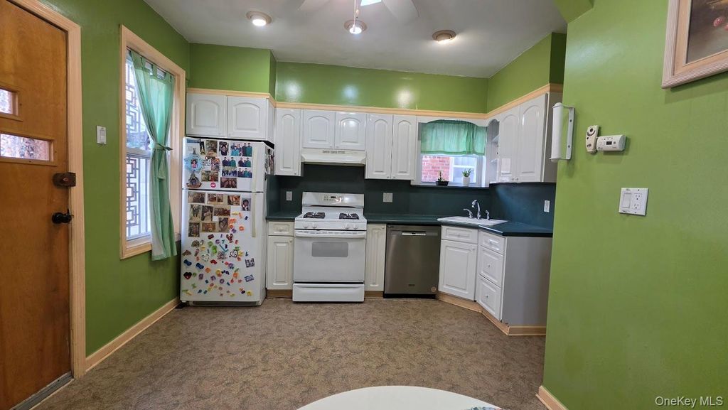 63-28 82nd Place, Middle Village, NY 11379 — photo 5