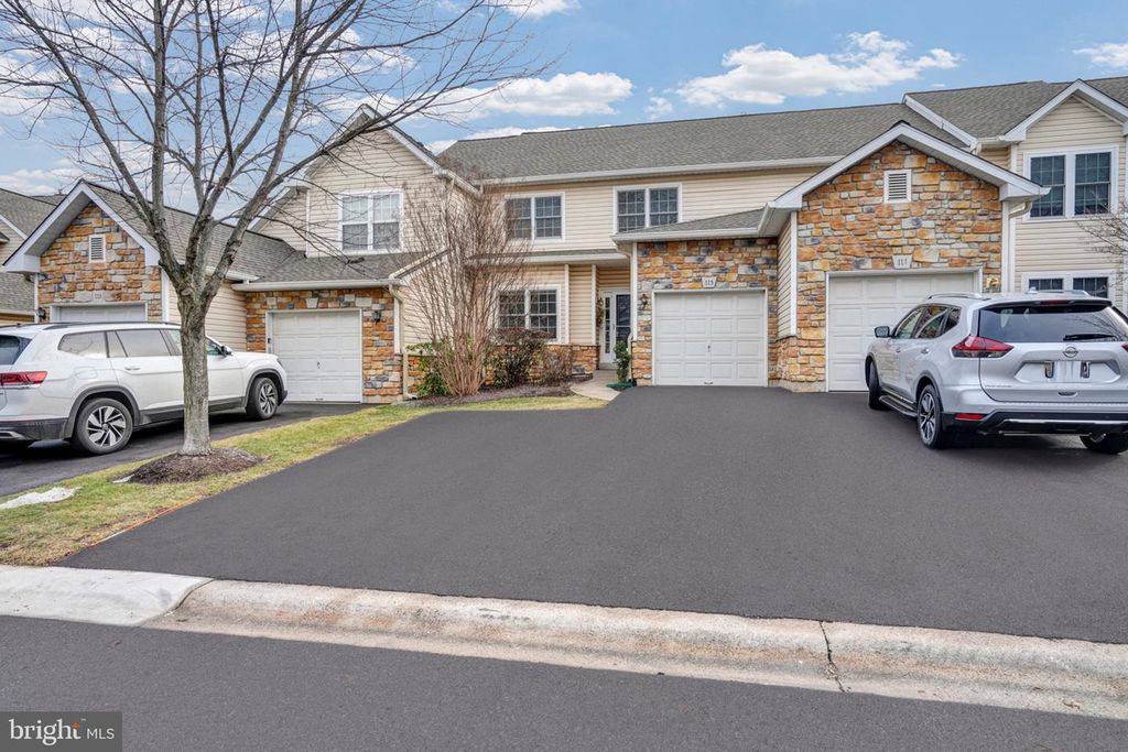 115 GLENEAGLES DR, Blue Bell, PA 19422