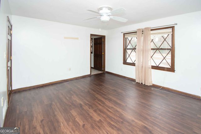 1894 Windburn Court SW, Snellville, GA 30078