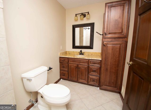 1894 Windburn Court SW, Snellville, GA 30078