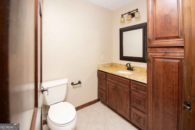 1894 Windburn Court SW, Snellville, GA 30078