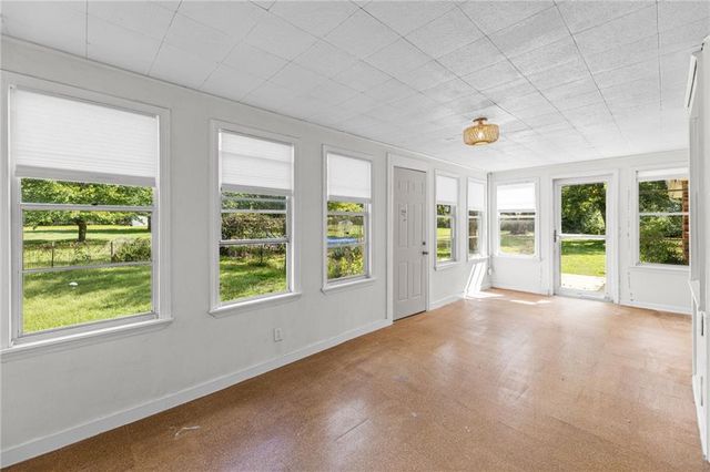 905 S Lincoln Avenue, Raymore, MO 64083