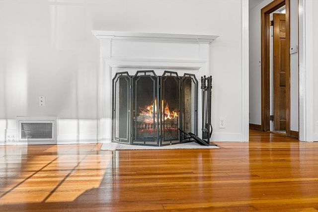 337 Edgell Rd, Framingham, MA 01701