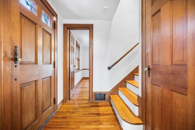 337 Edgell Rd, Framingham, MA 01701