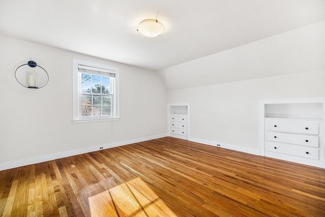 337 Edgell Rd, Framingham, MA 01701