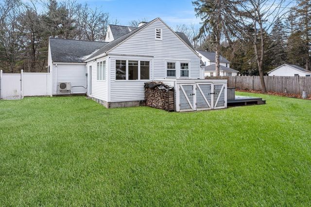 337 Edgell Rd, Framingham, MA 01701