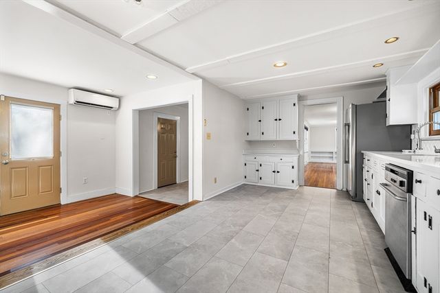 337 Edgell Rd, Framingham, MA 01701