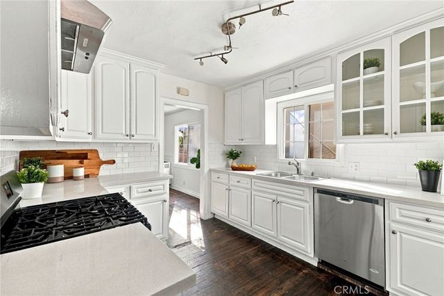 2839 Hillcrest Drive, Los Angeles, CA 90016