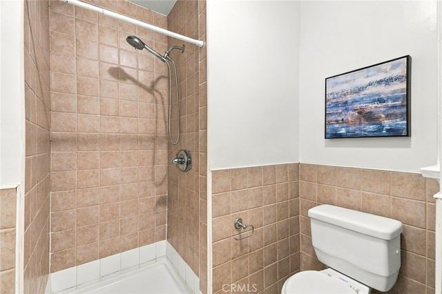 2839 Hillcrest Drive, Los Angeles, CA 90016