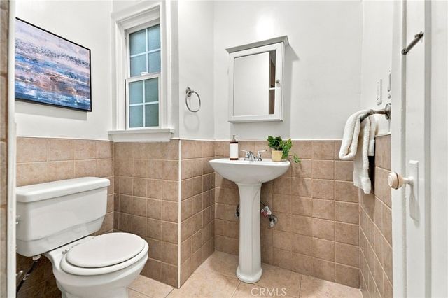 2839 Hillcrest Drive, Los Angeles, CA 90016