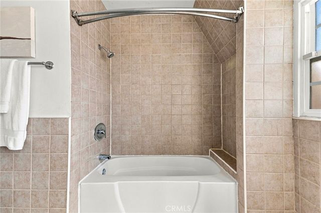 2839 Hillcrest Drive, Los Angeles, CA 90016
