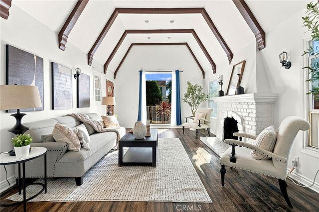 2839 Hillcrest Drive, Los Angeles, CA 90016