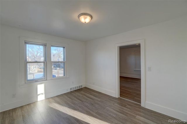 320 Hudson Street, Wyandotte, MI 48192