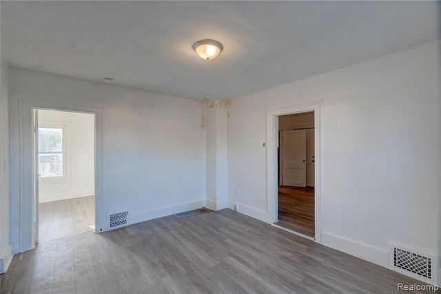 320 Hudson Street, Wyandotte, MI 48192