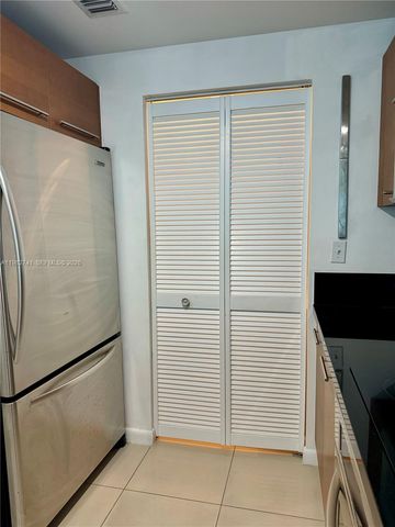 253 NE 2nd St 2306, Miami, FL 33132