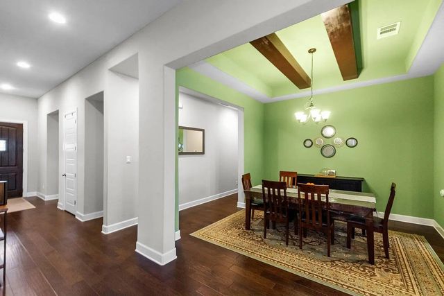 104 Canyon Lake LN, Georgetown, TX 78628