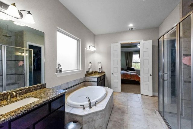 104 Canyon Lake LN, Georgetown, TX 78628