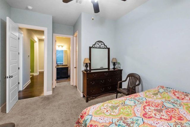 104 Canyon Lake LN, Georgetown, TX 78628