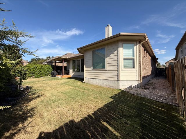 104 Canyon Lake LN, Georgetown, TX 78628