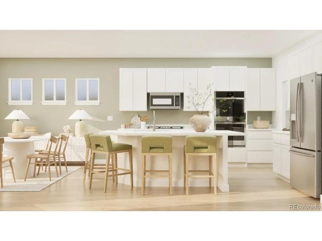 24765 E Kettle Ct, Aurora, CO 80016