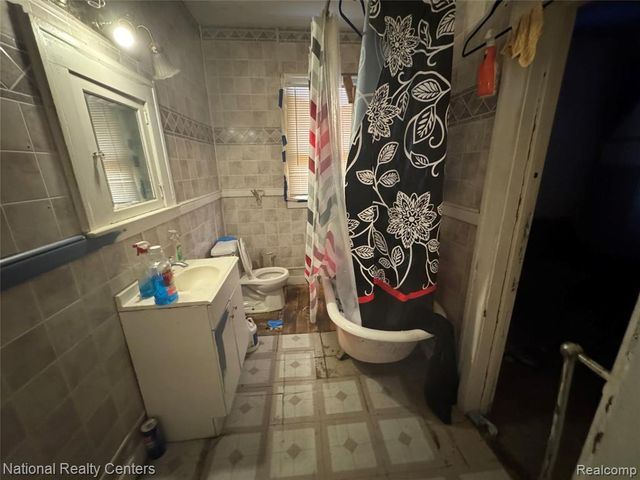 14063 Freeland Street, Detroit, MI 48227