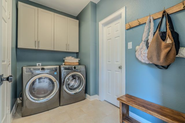 913 Granger Drive, Allen, TX 75013