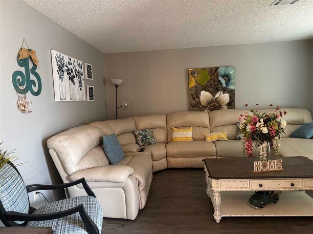 104 Parkview Cir, Cache, OK 73527