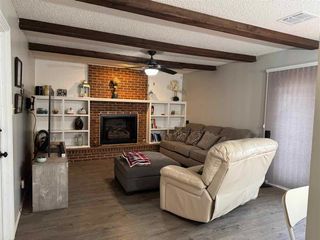 104 Parkview Cir, Cache, OK 73527