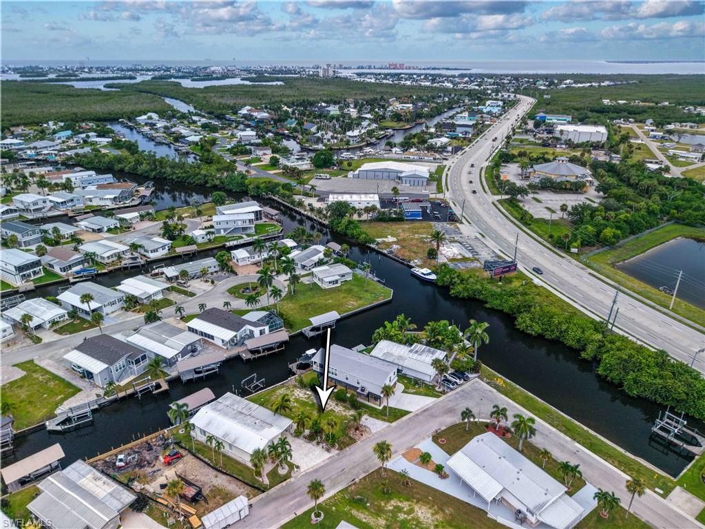 11391 Azalea LN, FORT MYERS BEACH, FL 33931 — photo 5