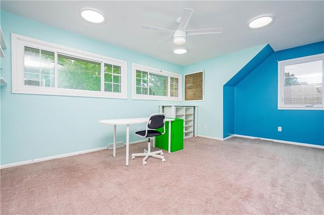 205 NE Noeleen Lane, Lee's Summit, MO 64086