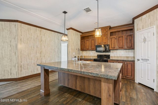 6510 DIXIE Street, Jacksonville, FL 32219