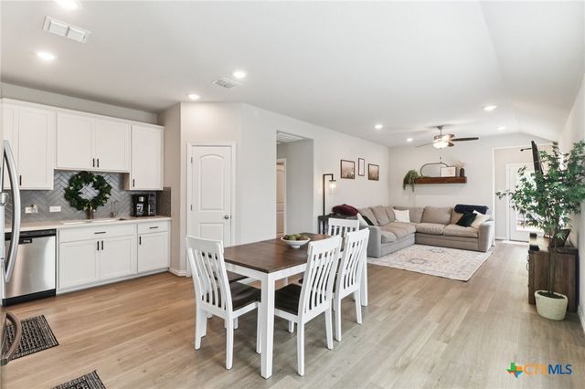 2024 Cowan Drive, New Braunfels, TX 78132