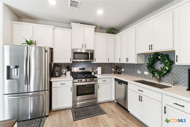 2024 Cowan Drive, New Braunfels, TX 78132