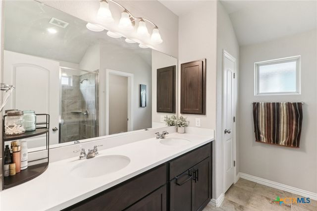 2024 Cowan Drive, New Braunfels, TX 78132