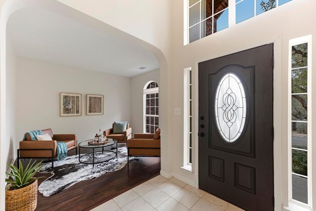 11200 Savin Hill LN, Austin, TX 78739