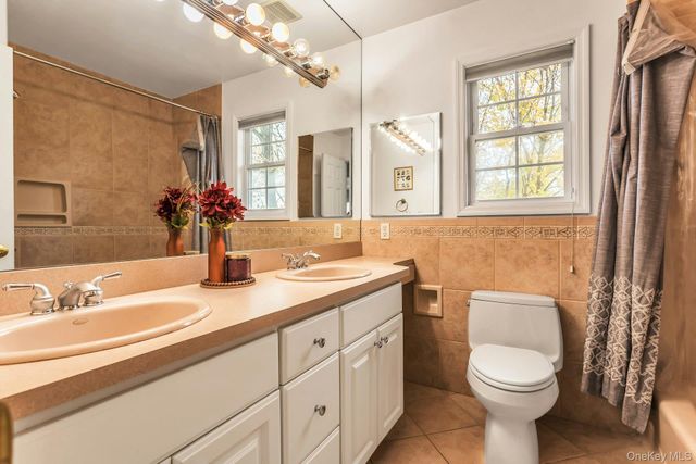 77 Marvin Lane, Commack, NY 11725