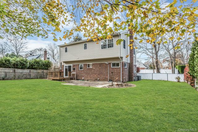 77 Marvin Lane, Commack, NY 11725