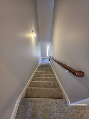 206 Rowlette Cir, Murfreesboro, TN 37127