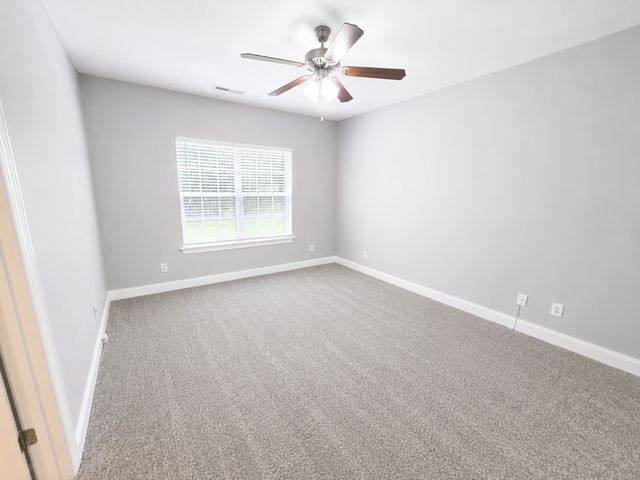 206 Rowlette Cir, Murfreesboro, TN 37127