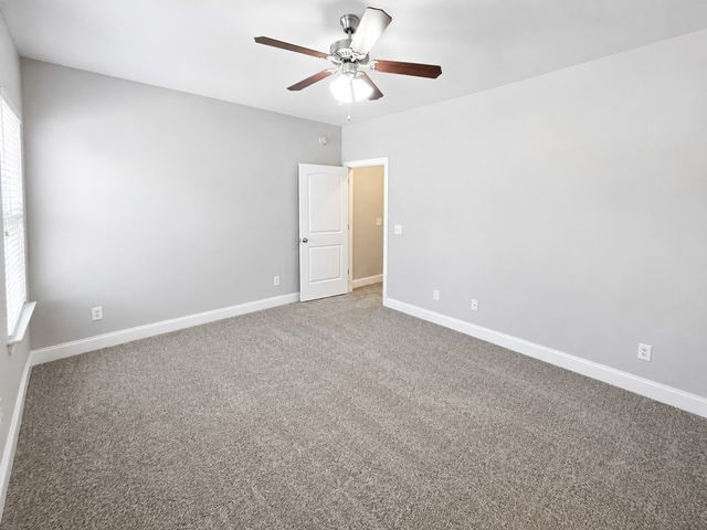 206 Rowlette Cir, Murfreesboro, TN 37127