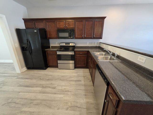 206 Rowlette Cir, Murfreesboro, TN 37127