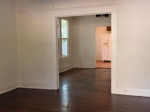 1136 Eleanor ST, Austin, TX 78721
