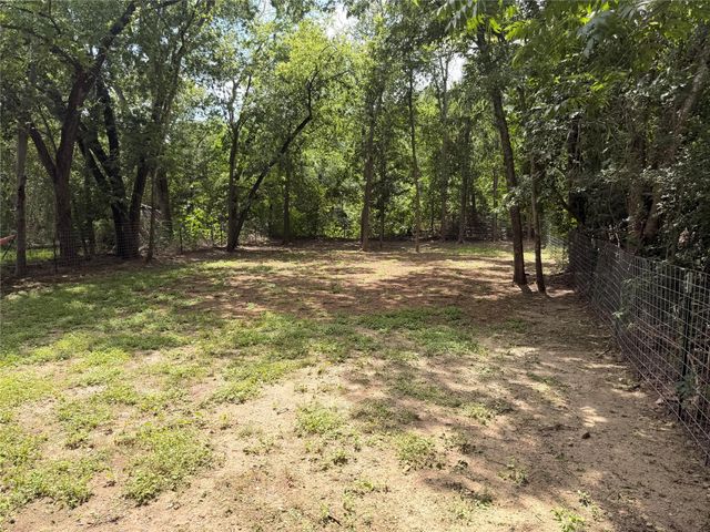 1136 Eleanor ST, Austin, TX 78721
