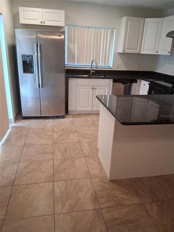 15301 W POND WOODS DRIVE 303, Tampa, FL 33618