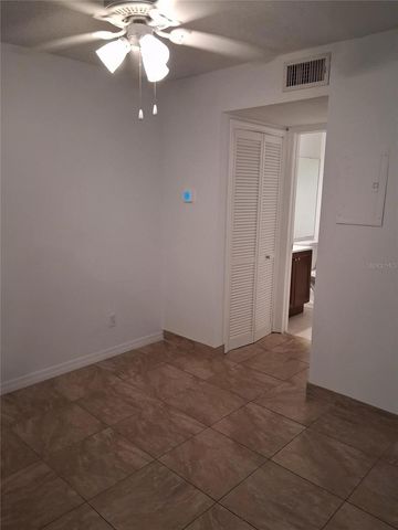 15301 W POND WOODS DRIVE 303, Tampa, FL 33618